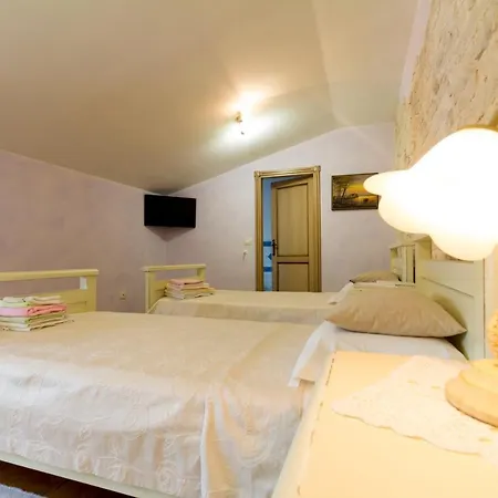 Villa Benina Rossa 1 *