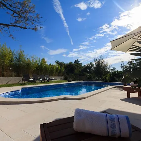 Villa Benina Rossa 1