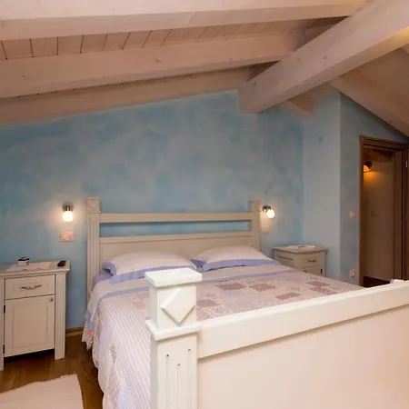 Villa Benina Rossa 1 *